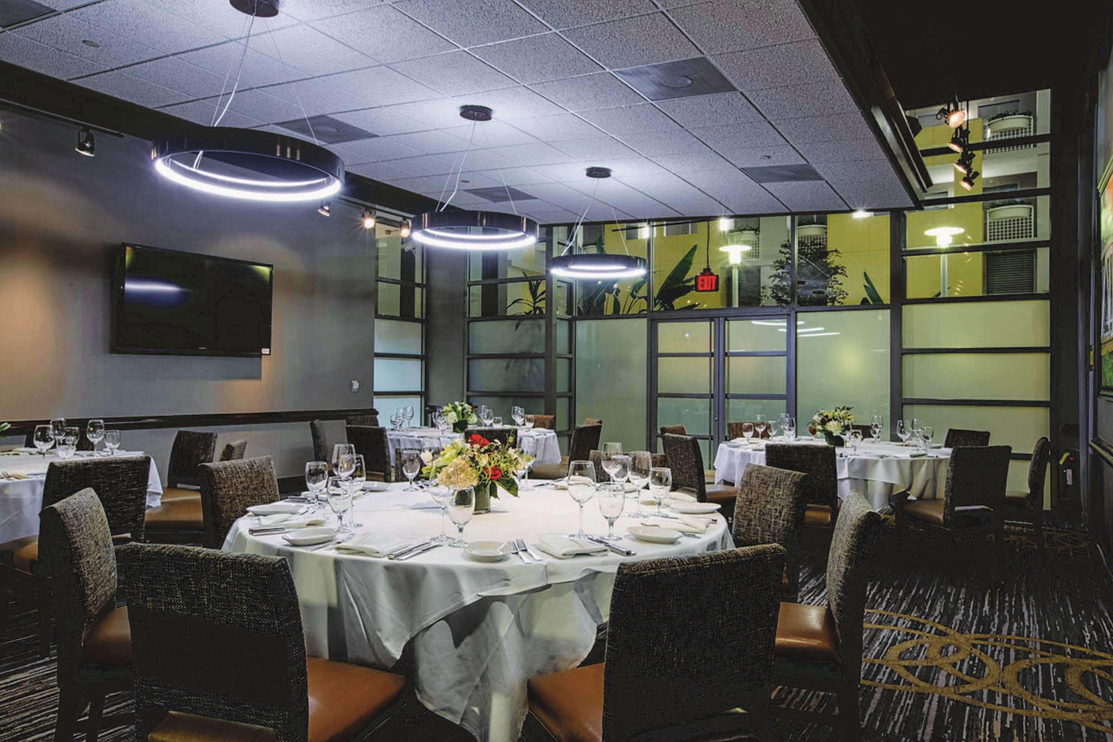 Embassy Suites By Hilton Atlanta At Centennial Olympic Park Ngoại thất bức ảnh