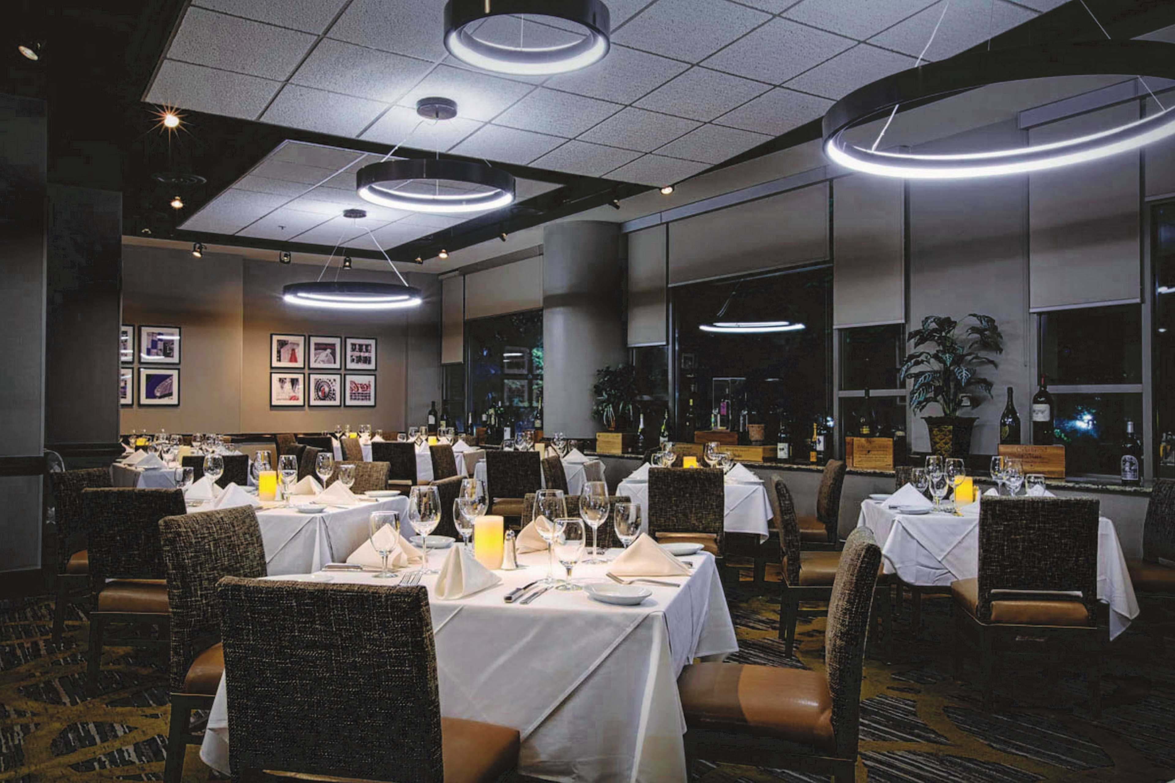 Embassy Suites By Hilton Atlanta At Centennial Olympic Park Ngoại thất bức ảnh