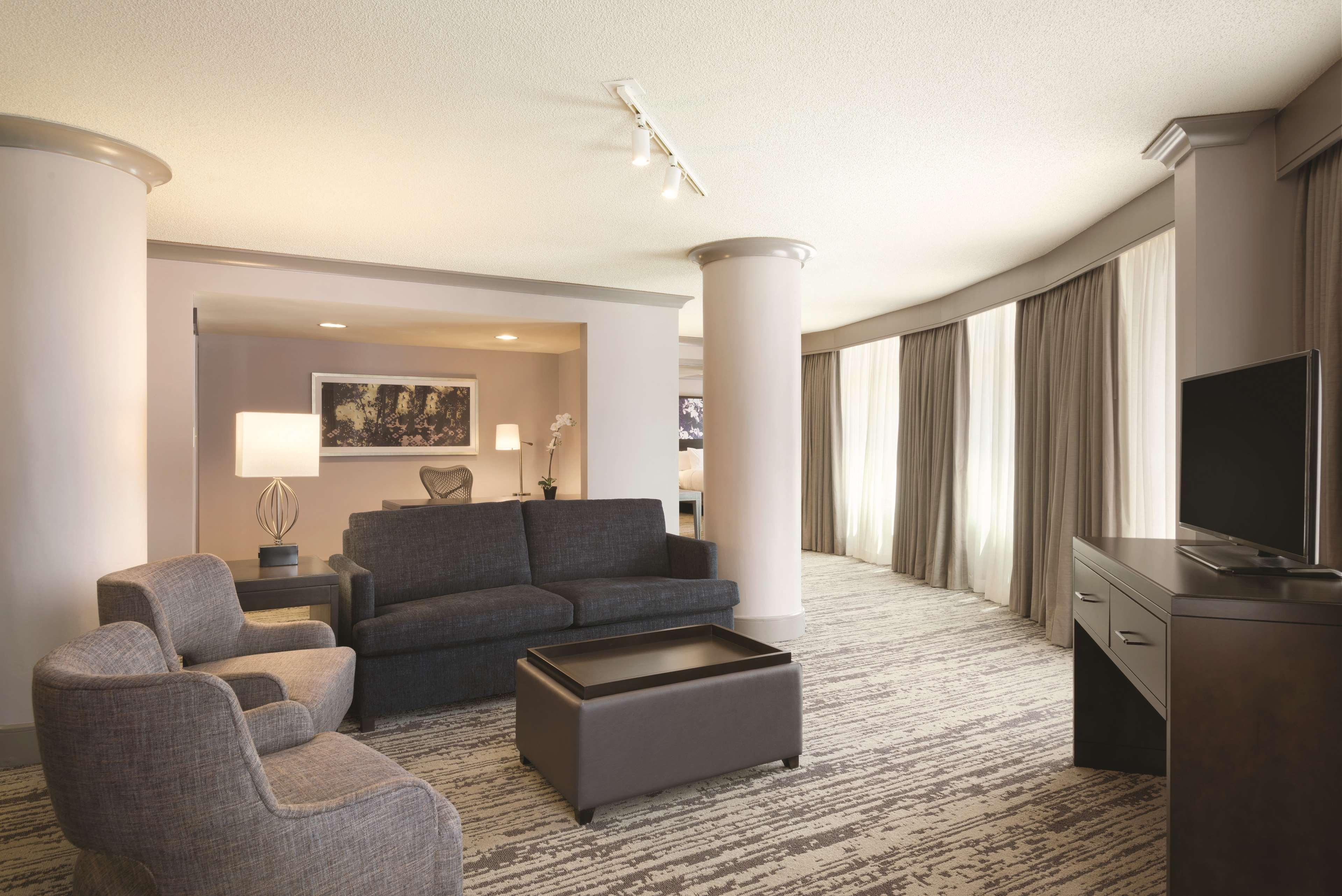 Embassy Suites By Hilton Atlanta At Centennial Olympic Park Ngoại thất bức ảnh
