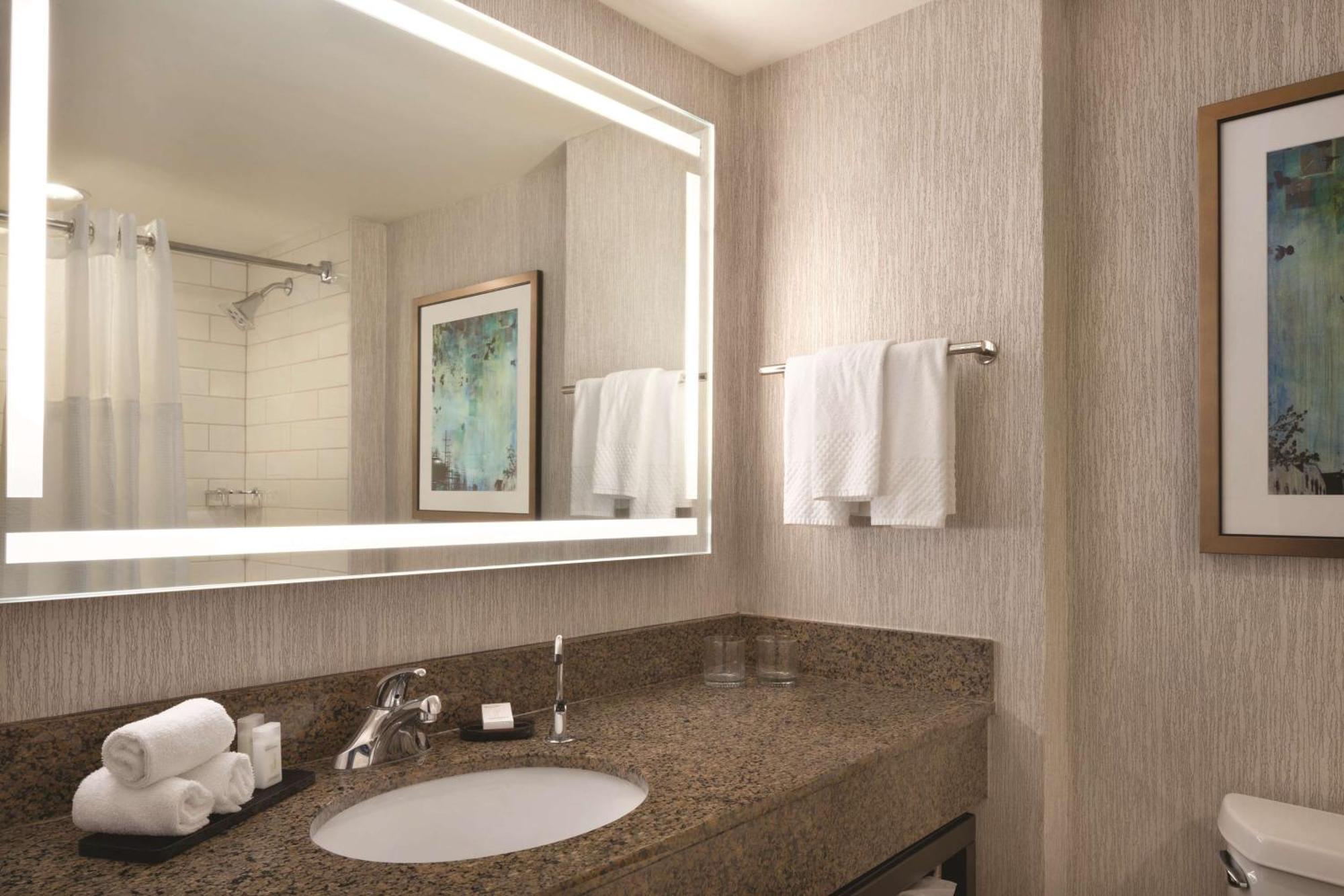 Embassy Suites By Hilton Atlanta At Centennial Olympic Park Ngoại thất bức ảnh